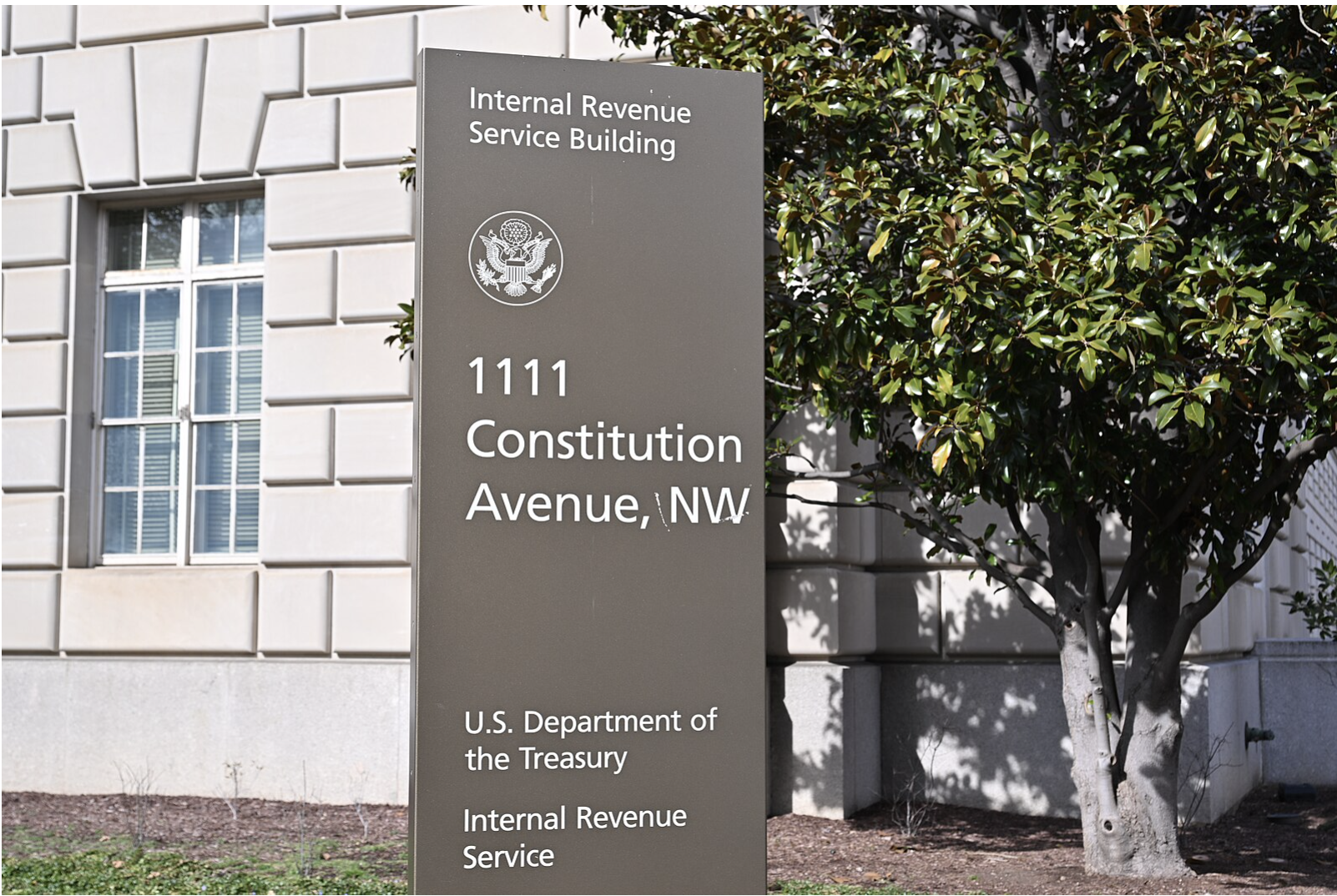 Biden's IRS Caught Leaking Taxpayer Information of Over 400,000 Americans Including Pres. Trump as Leftists Sue to Stop DOGE Over Alleged 'Privacy' Concerns - Elon Musk Responds