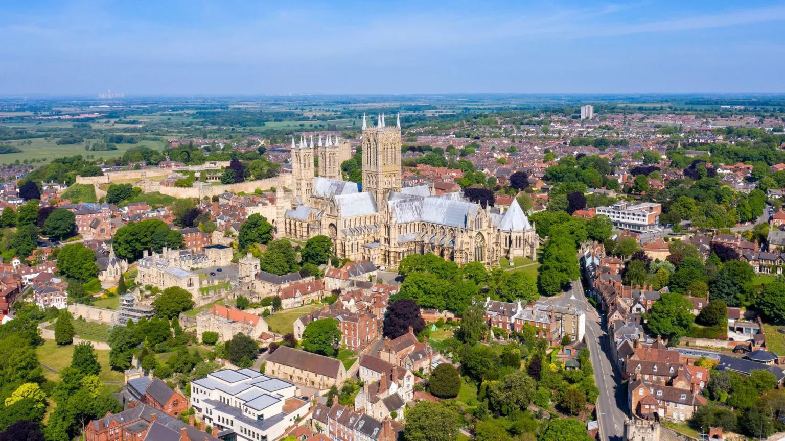 Greater Lincolnshire mayor could earn £80,060 per year, says report