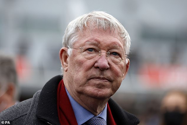 Fans spot Ferguson's reaction to seeing 80th birthday banner