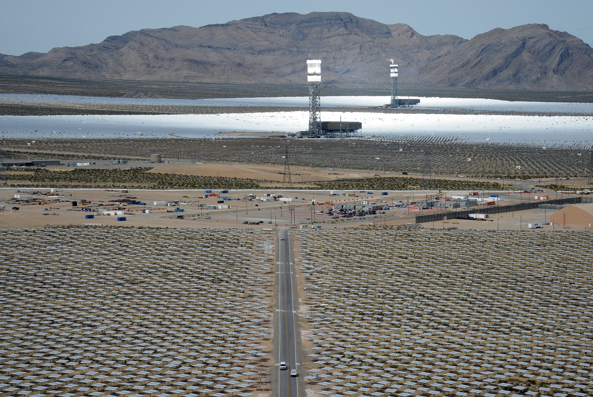 'Financial Boondoggle and Environmental Disaster': Billion-Dollar Solar Project, Once a Green Energy Symbol, Moves Toward Closure