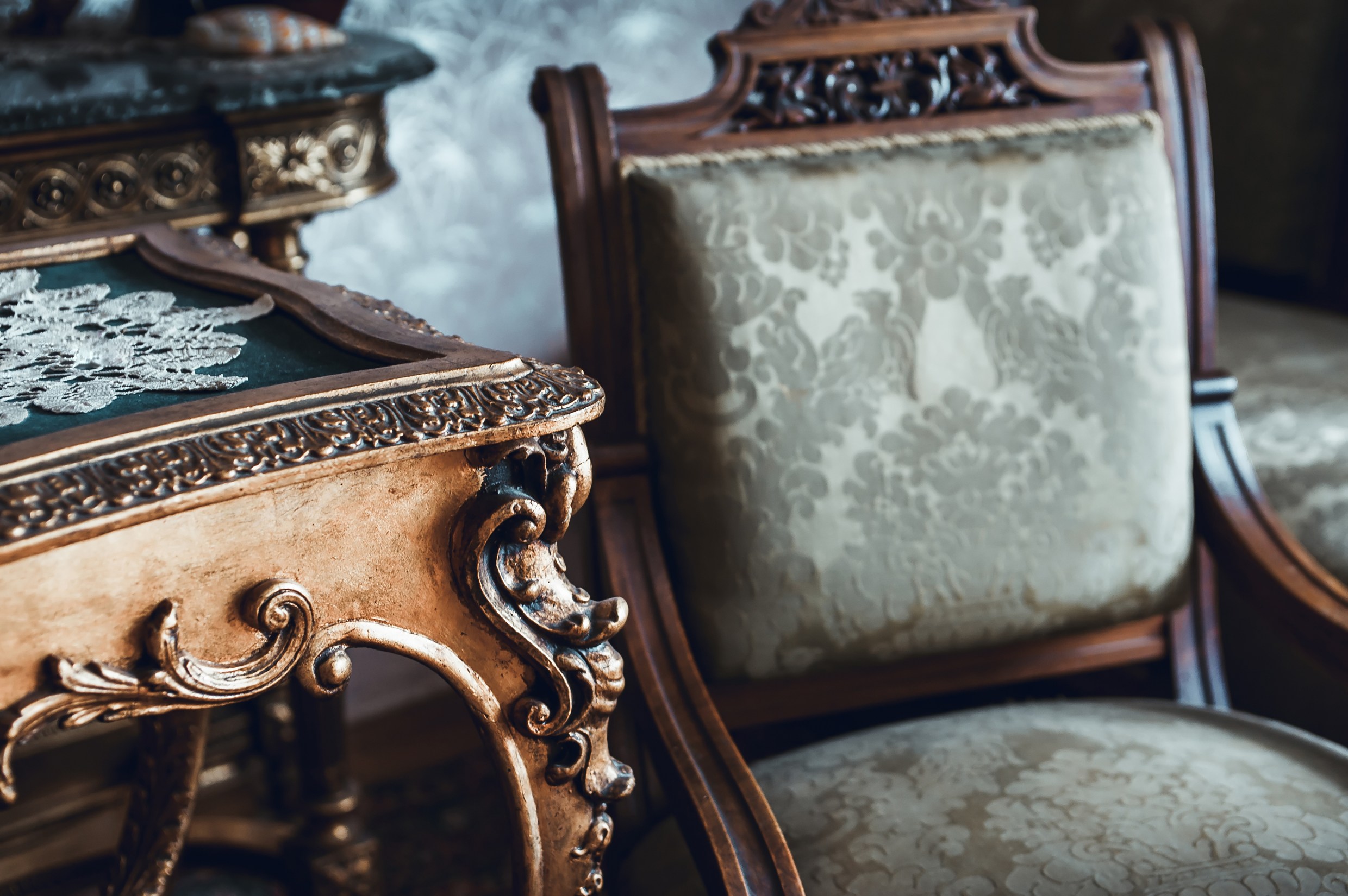 Three ‘ugly’ 80s decor trends set to make a comeback – ‘grandmacore’ is all the rage...