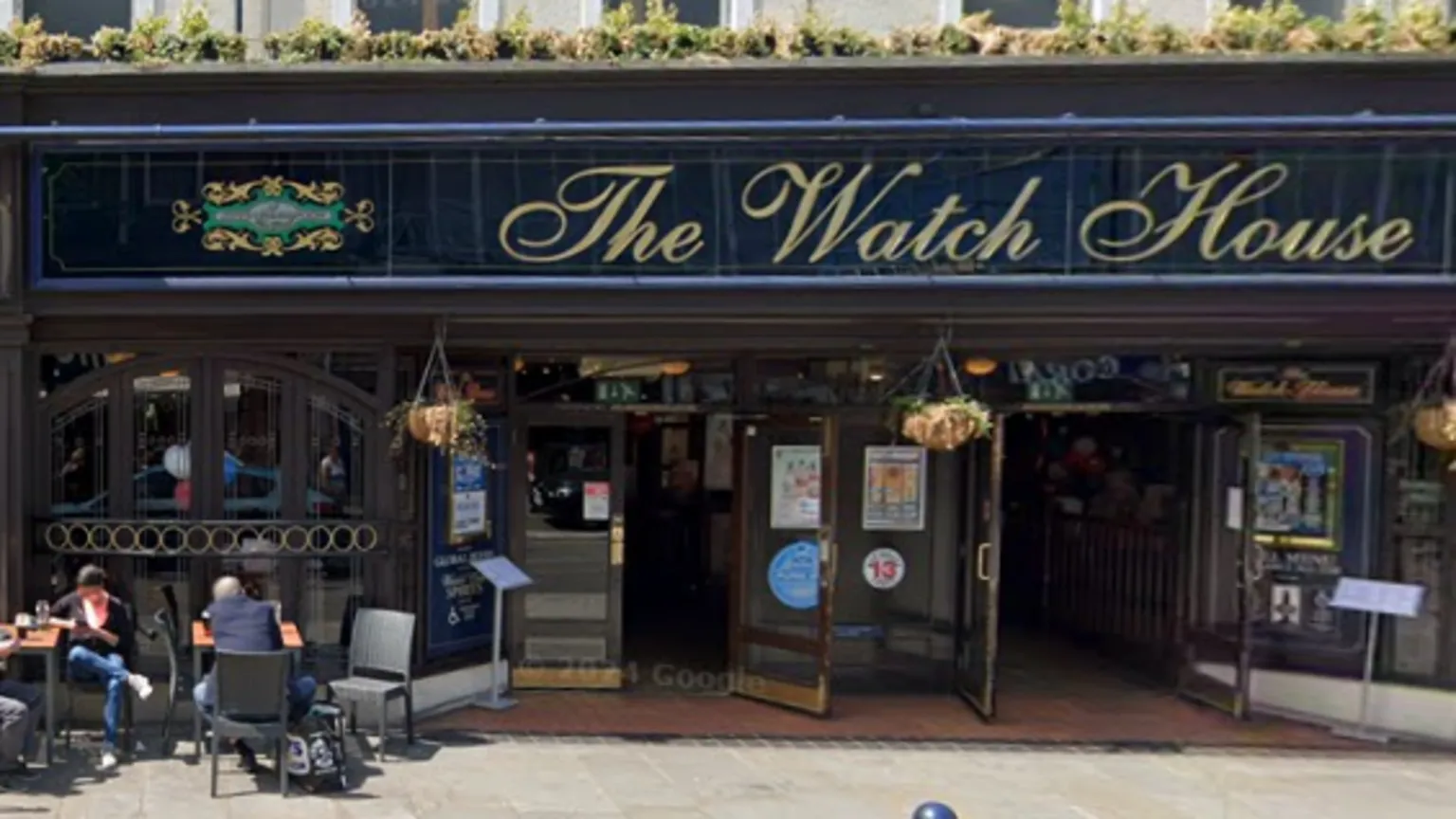 Lewisham: Man arrested for murder following pub disturbance