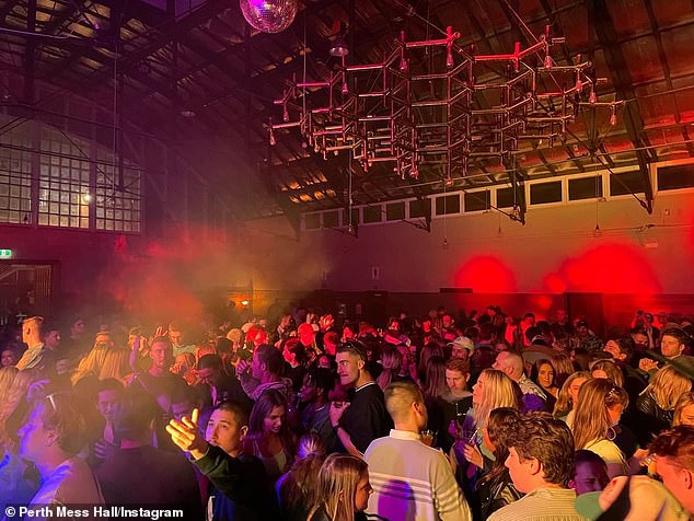 Western Australia 'backpacker outbreak' in Perth grows to 14