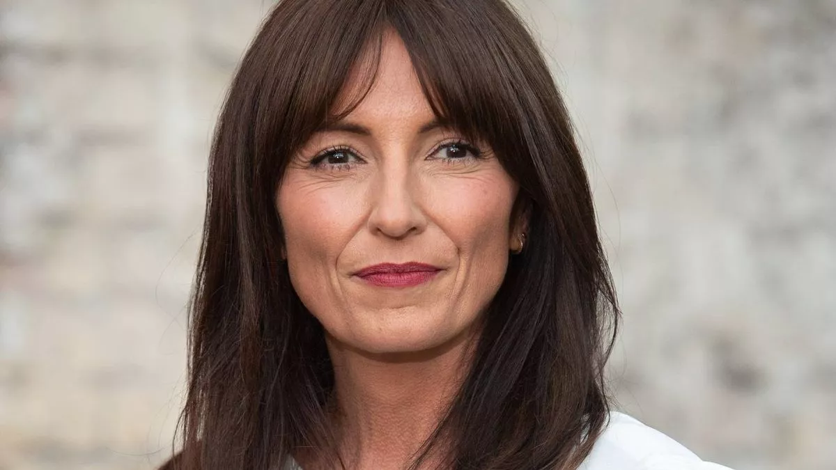 Davina McCall to host 