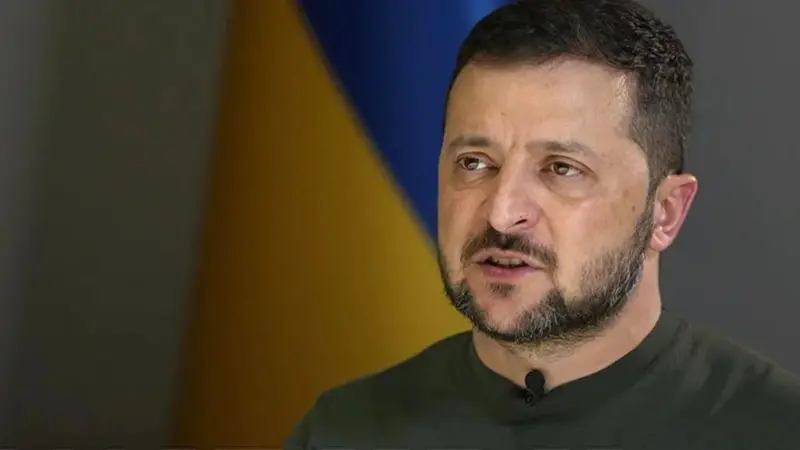 Kwanini Rais wa Ukraine havai suti?
