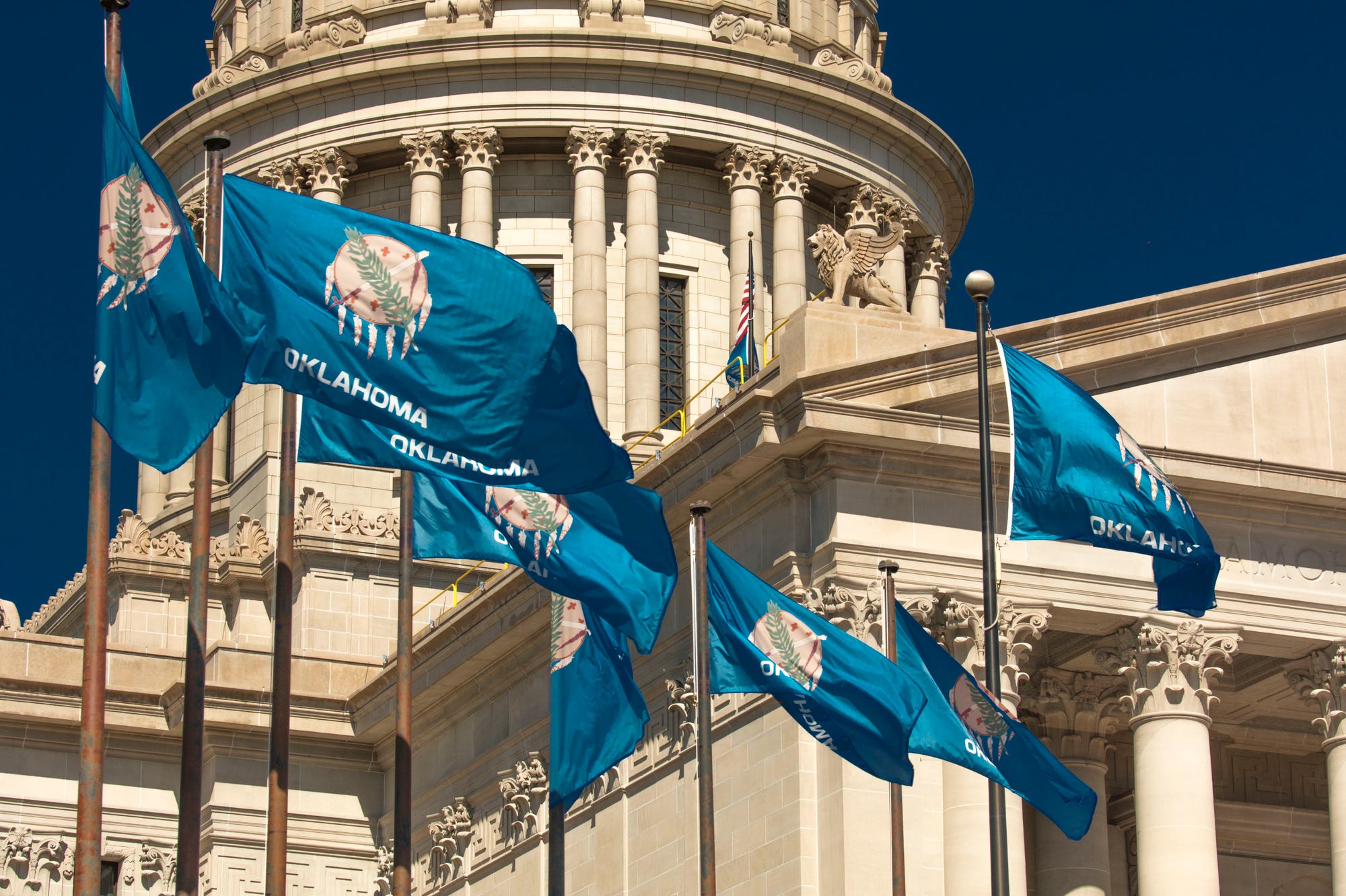 Oklahoma teachers who mistakenly received $15,000 to $50,000 in bonuses are now being told to give it all back