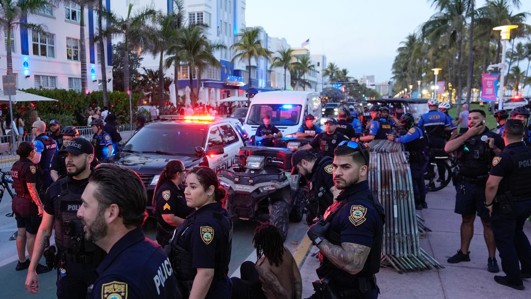 Miami Beach mayor says no to getting back together a year after breaking up with spring breakers