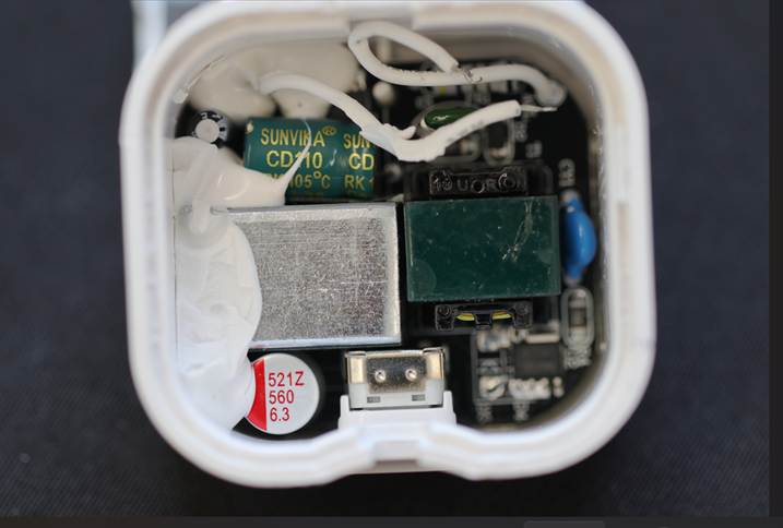 iPhone owners warned of ‘dangerous’ dupes that risk causing fires as experts uncover shocking trick to ...