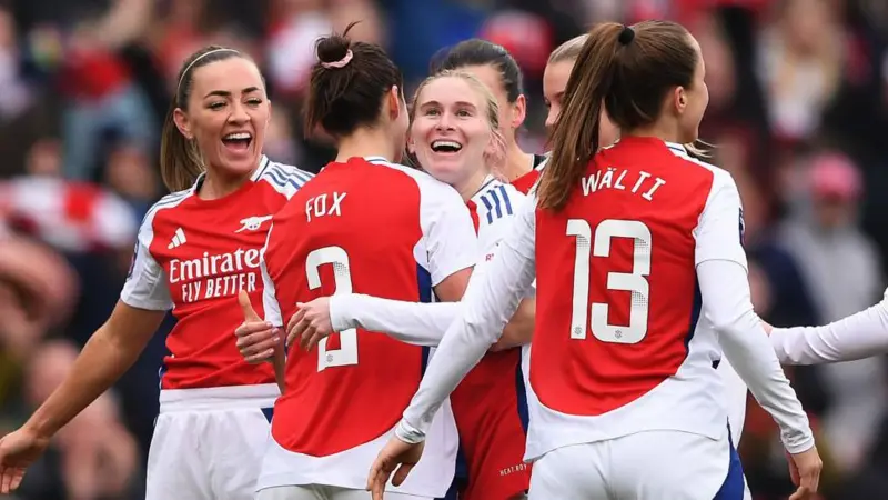 Arsenal 'need to believe' WSL title is still in reach