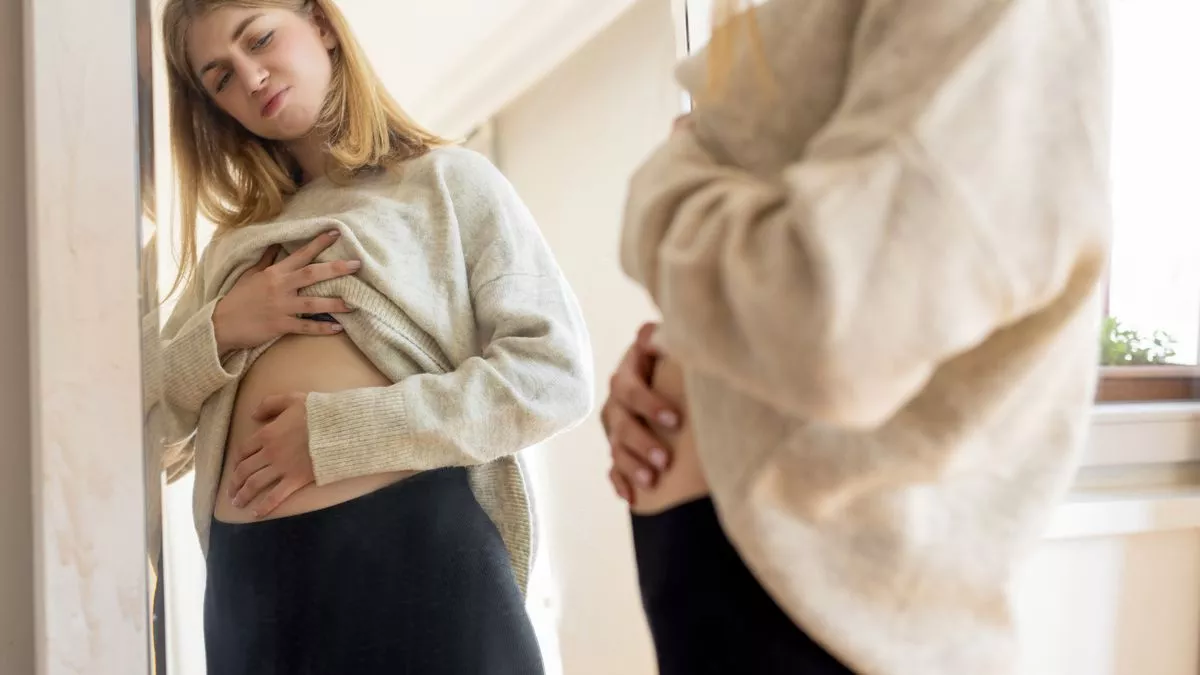 Little-known stomach symptom could mean you need hospital 