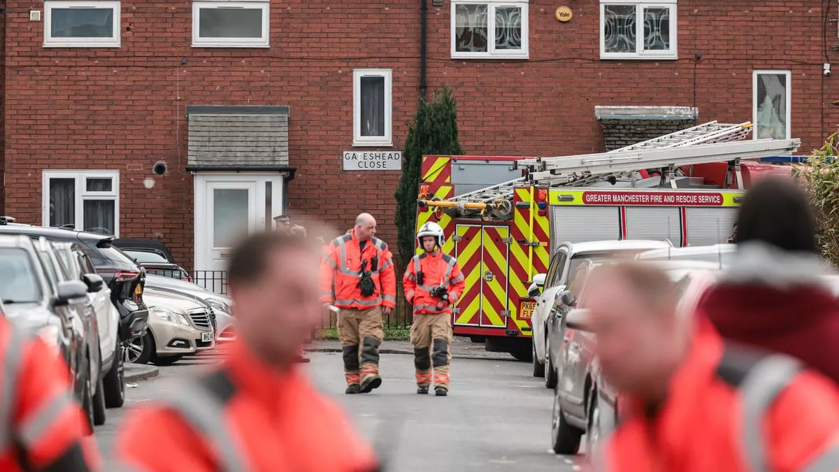 Girl, 4, dies in house fire tragedy as woman 'known to child' arrested