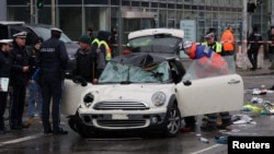Driver hits crowd in Munich, injuring at least 28
