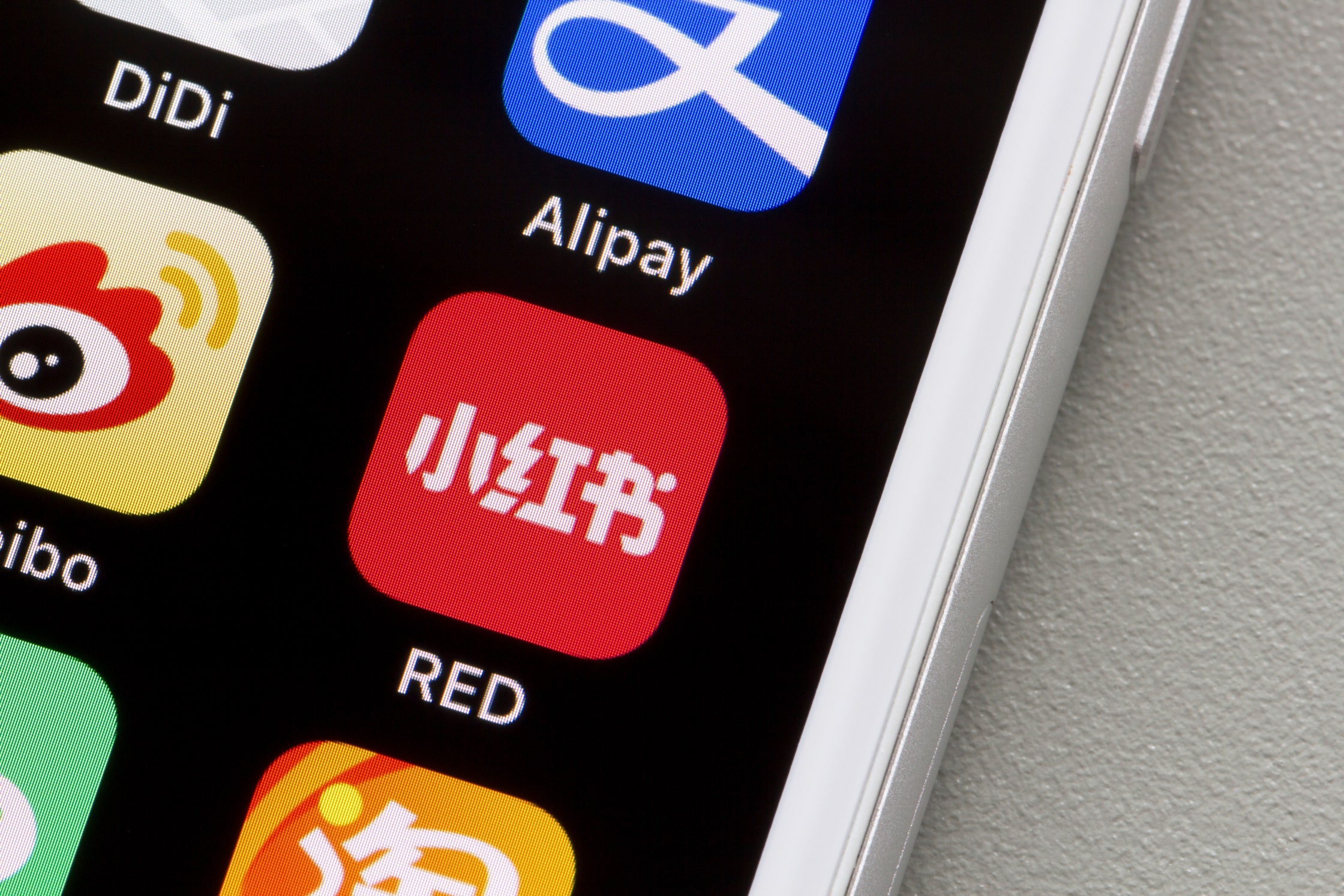 With a TikTok Ban Looming, Users Flee to Chinese App ‘RedNote’