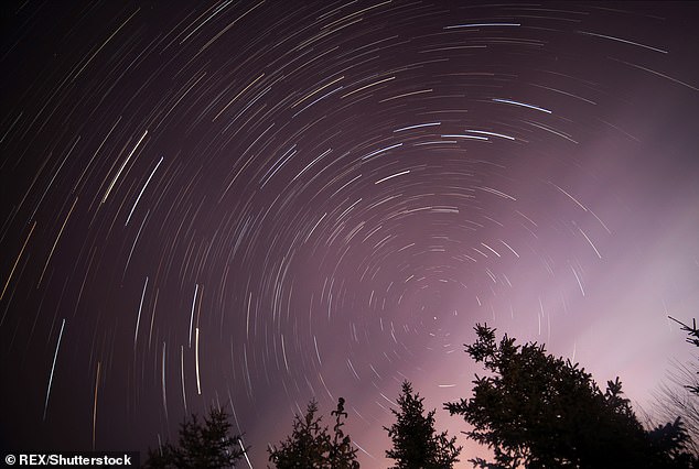 Stargazers could enjoy the best meteor shower of 2022 NEXT WEEK