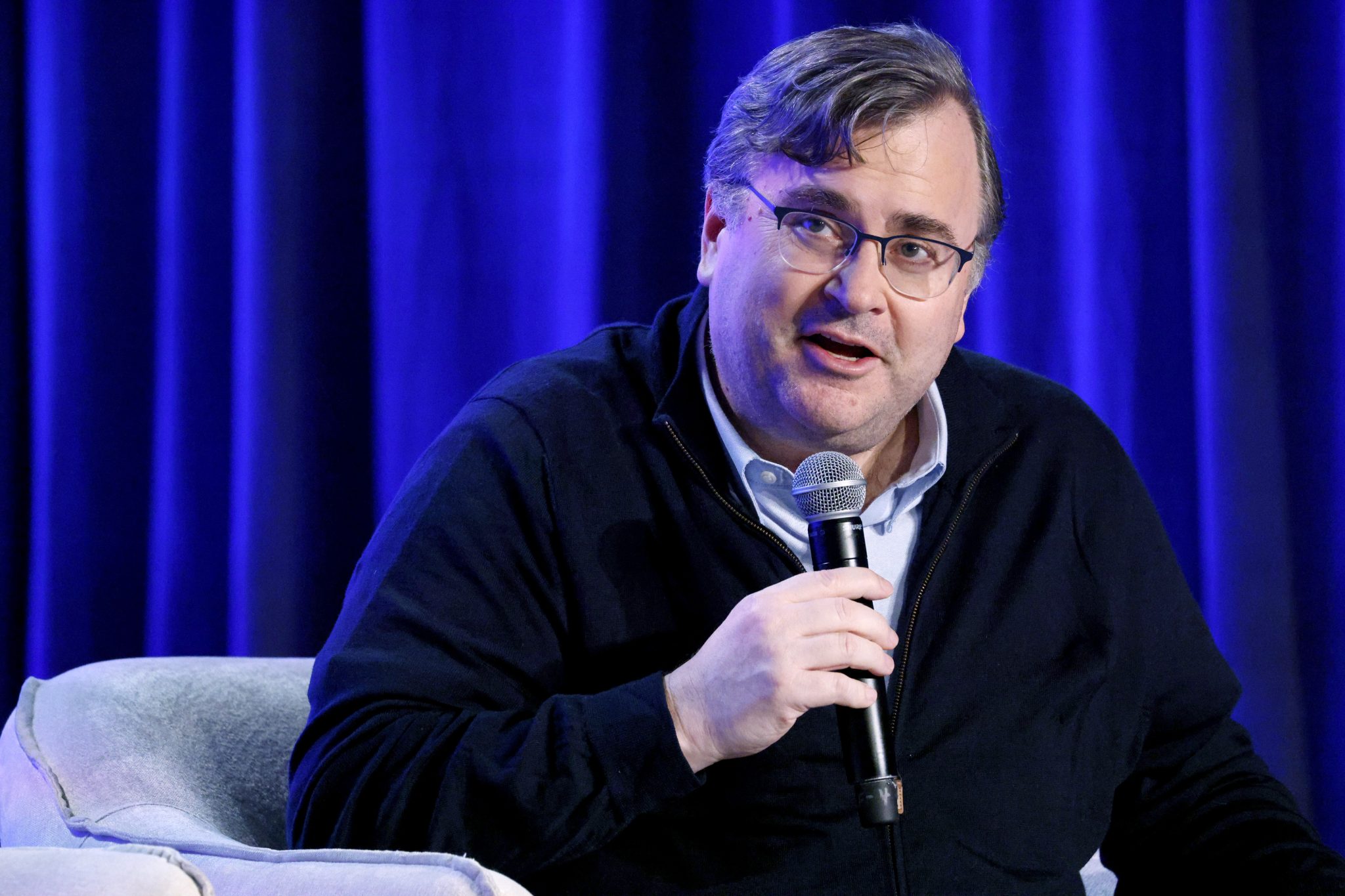 Dem Megadonor Reid Hoffman Scrubbed From Pentagon Board Website Ahead of Trump Inauguration