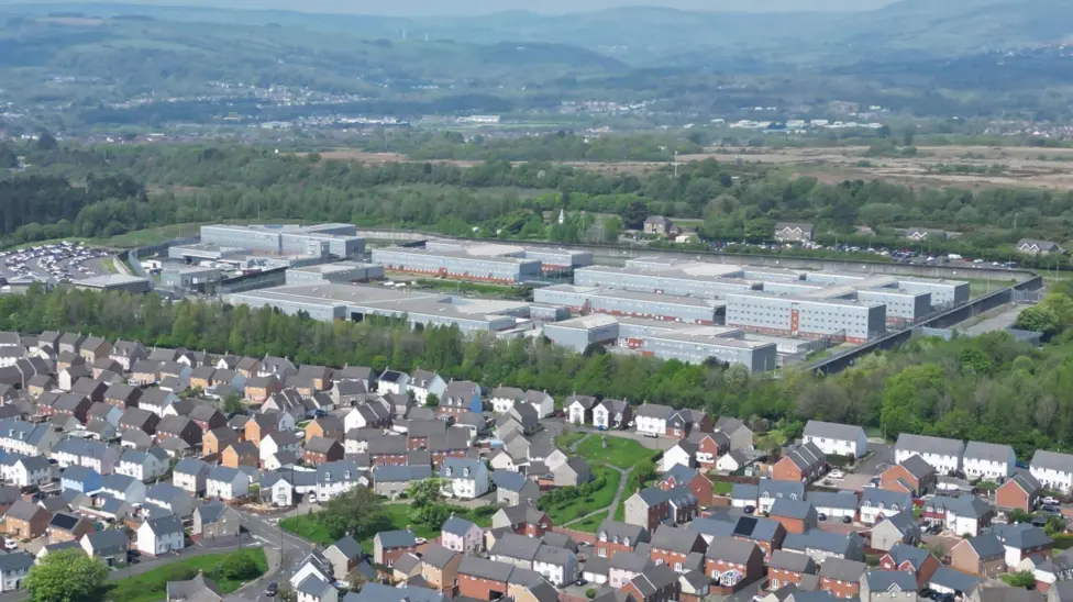 Carchar y Parc: Carcharor wedi marw'n sydyn