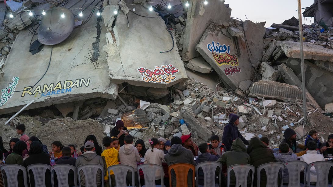 Israel cuts off aid to Gaza in attempt to pressure Hamas to accept new ceasefire proposal